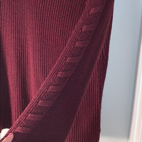 AE Burgundy Laced Tie-Sleeve V-Neck Sweater - Picture 4 of 4